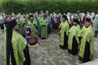 32-Служение епископа Амфилохия в канун праздника Святой Троицы