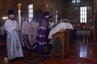 4-В праздник Собора Пресвятой Богородицы в Покровском храме Усть-Каменогорска была совершена Божественная Литургия