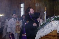 5-В праздник Собора Пресвятой Богородицы в Покровском храме Усть-Каменогорска была совершена Божественная Литургия