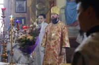 13-В праздник Собора Пресвятой Богородицы в Покровском храме Усть-Каменогорска была совершена Божественная Литургия