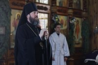 29-В праздник Собора Пресвятой Богородицы в Покровском храме Усть-Каменогорска была совершена Божественная Литургия