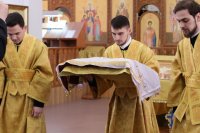 6-Служение епископа Амфилохия в Неделю о мытаре и фарисее