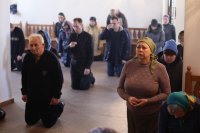 14-Литургия Преждеосвященных Даров в Троицком монастырском  храме города Усть-Каменогорска