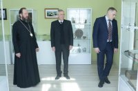 1-Генеральный Консул Российской Федерации  посетил епархиальное управление