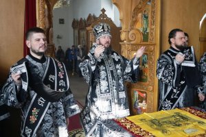 Служение епископа Амфилохия в пятницу второй седмицы Великого поста