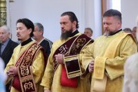 12-Божественная Литургия в Неделю всех святых