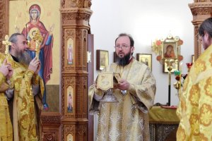 Служение епископа Амфилохия  в Неделю о блудном сыне