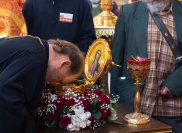 7-В день памяти великомученицы Варвары епископ Усть-Каменогорский и Семипалатинский Амфилохий сослужил митрополиту Александру за Литургией в Никольском соборе Алма-Аты