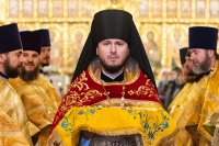 3-В день памяти святителя и чудотворца Николая управляющий Усть-Каменогорской епархией принял участие в престольном торжестве Никольского собора Алма-Аты
