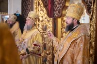 20-В день памяти святителя и чудотворца Николая управляющий Усть-Каменогорской епархией принял участие в престольном торжестве Никольского собора Алма-Аты