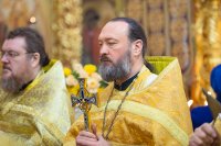 26-В день памяти святителя и чудотворца Николая управляющий Усть-Каменогорской епархией принял участие в престольном торжестве Никольского собора Алма-Аты