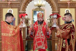 Служение епископа Амфилохия в день памяти святителя и чудотворца Николая