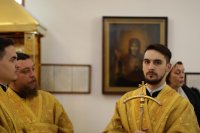 1-В воскресный день епископ Амфилохий совершил Божественную Литургию в главном храме Восточного Казахстана