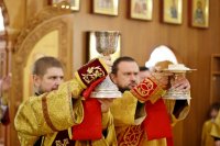 21-В воскресный день епископ Амфилохий совершил Божественную Литургию в главном храме Восточного Казахстана