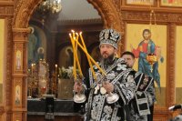 10-Богослужение Великой Субботы в главном храме Восточного Казахстана