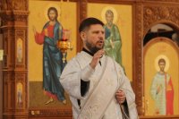 37-Богослужение Великой Субботы в главном храме Восточного Казахстана