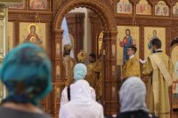 31-В день памяти преподобного Серафима Саровского епископ Амфилохий совершил Божественную Литургию в Андреевском кафедральном соборе