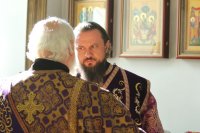 4-Епископ Амфилохийсовершил Божественную Литургию Преждеосвященных Даров в Воскресенском кафедральном соборе города Семипалатинска