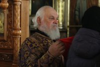 35-Епископ Амфилохийсовершил Божественную Литургию Преждеосвященных Даров в Воскресенском кафедральном соборе города Семипалатинска