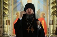 38-Епископ Амфилохийсовершил Божественную Литургию Преждеосвященных Даров в Воскресенском кафедральном соборе города Семипалатинска