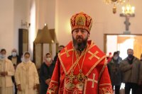 15-Пасхальная вечерня в Андреевском кафедральном соборе города Усть-Каменогорска