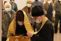 3-В Неделю святых отец епископ Амфилохий совершил Божественную Литургию в Андреевском кафедральном соборе