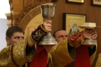 28-В Неделю святых отец епископ Амфилохий совершил Божественную Литургию в Андреевском кафедральном соборе