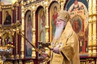 16-В неделю по Воздвижении и день памяти благоверных князей Олега Брянского и Михаила Черниговского епископ Усть-Каменогорский и Семипалатинский Амфилохий сослужил митрополиту Александру за Литургией в Вознесенском соборе Южной столицы