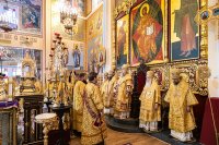 17-В неделю по Воздвижении и день памяти благоверных князей Олега Брянского и Михаила Черниговского епископ Усть-Каменогорский и Семипалатинский Амфилохий сослужил митрополиту Александру за Литургией в Вознесенском соборе Южной столицы