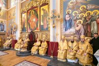 18-В неделю по Воздвижении и день памяти благоверных князей Олега Брянского и Михаила Черниговского епископ Усть-Каменогорский и Семипалатинский Амфилохий сослужил митрополиту Александру за Литургией в Вознесенском соборе Южной столицы