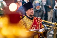 19-В неделю по Воздвижении и день памяти благоверных князей Олега Брянского и Михаила Черниговского епископ Усть-Каменогорский и Семипалатинский Амфилохий сослужил митрополиту Александру за Литургией в Вознесенском соборе Южной столицы