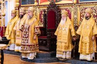 21-В неделю по Воздвижении и день памяти благоверных князей Олега Брянского и Михаила Черниговского епископ Усть-Каменогорский и Семипалатинский Амфилохий сослужил митрополиту Александру за Литургией в Вознесенском соборе Южной столицы