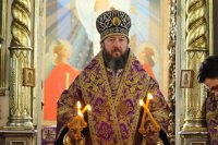 58-Божественная Литургия в Неделю Крестопоклонную в Воскресенском кафедральном соборе города Семипалатинска