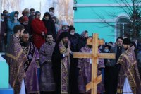 63-Божественная Литургия в Неделю Крестопоклонную в Воскресенском кафедральном соборе города Семипалатинска