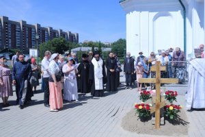На сороковой день упокоения архимандрита Спиридона (Теплухина) в Свято-Троицком храме города Усть-Каменогорска состоялись заупокойные богослужения
