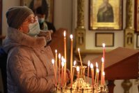 1-Епископ Амфилохий совершил Божественную Литургию в Неделю 24-ю по Пятидесятнице