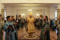 11-Епископ Амфилохий совершил Божественную Литургию в Неделю 24-ю по Пятидесятнице