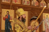 16-Епископ Амфилохий совершил Божественную Литургию в Неделю 24-ю по Пятидесятнице