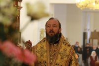 30-Епископ Амфилохий совершил Божественную Литургию в Неделю 24-ю по Пятидесятнице