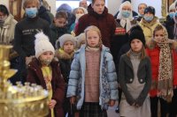32-Епископ Амфилохий совершил Божественную Литургию в Неделю 24-ю по Пятидесятнице