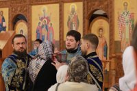 42-Епископ Амфилохий совершил Божественную Литургию в Неделю 24-ю по Пятидесятнице