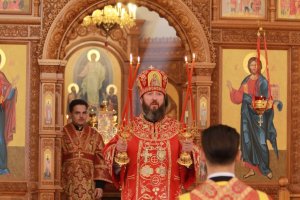 В Неделю о слепом Преосвященнейший епископ Амфилохий совершил Божественную Литургию в Андреевском кафедральном соборе Усть-Каменогорска