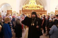 50-В Неделю о слепом Преосвященнейший епископ Амфилохий совершил Божественную Литургию в Андреевском кафедральном соборе Усть-Каменогорска