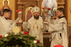 Православные христиане  Усть-Каменогорска молитвенно встретили праздник Рождества Христова