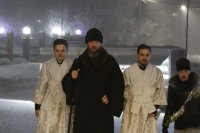 8-Православные христиане  Усть-Каменогорска молитвенно встретили праздник Рождества Христова