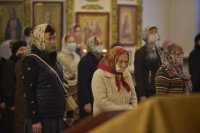 8-Божественная Литургия в Неделю по 35-ю по Пятидесятнице в главном храме Рудного Алтая