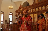6-В день Антипасхи епископ Амфилохий совершил Божественную Литургию в Андреевском кафедральном соборе