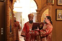 33-В день Антипасхи епископ Амфилохий совершил Божественную Литургию в Андреевском кафедральном соборе