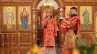 74-В день Антипасхи епископ Амфилохий совершил Божественную Литургию в Андреевском кафедральном соборе