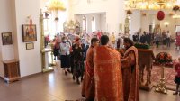 81-В день Антипасхи епископ Амфилохий совершил Божественную Литургию в Андреевском кафедральном соборе